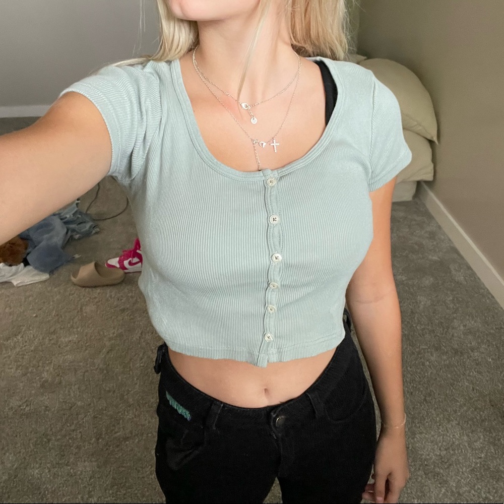 green ribbed brandy tee